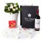 Caja regalo 6 rosas blancas + Nestlé + vino Rioja_caja-pequeña-negra-+-6-blancas-+-bombones-+-tinto-+-velas